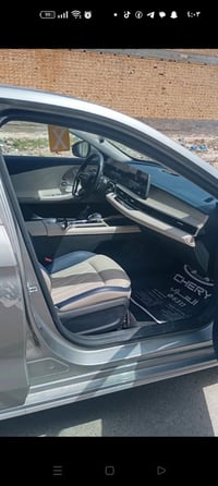 شيري ازيربرو8 • ٢٠٢٥ • بدون رقم