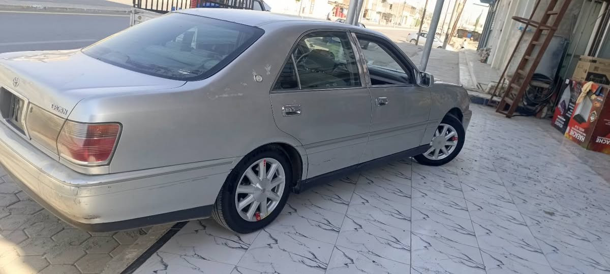 للبيع ملكة ادوات كص جنطة بدون رقم دكمتين تخم تاير جديد صدر امامي خلفي جديد محرك ديفور الكبير مكانهة صلاح الدين الضلوعية *********** السعر خاص ومناسب
