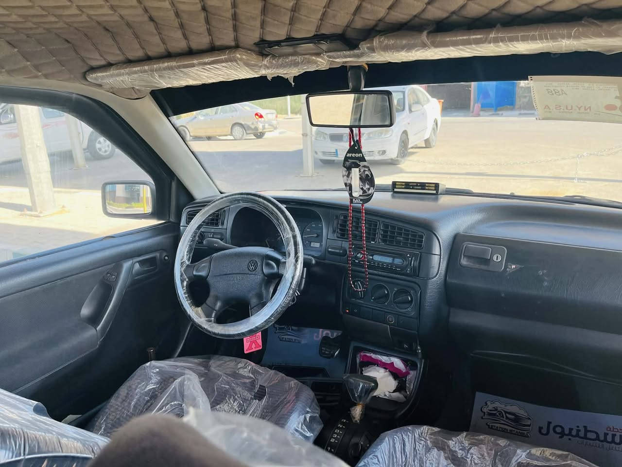 السلام عليكم جميعا من رخصة حجي ليث المحترم للبيع كولف موديل ١٩٩٢ بغداد الرقم الجديد محرك ٢٠٠٠ كير اوتماتيك السعر ٣٩ ورقة لاستفسار الاتصال ع الرقم وبي وات ساب ***********
