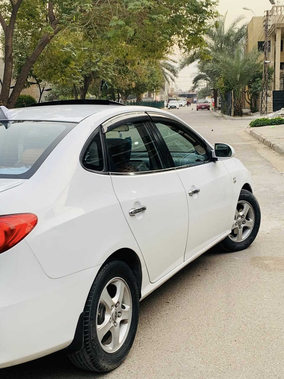 النتره أفانتي 2007 سياره جديدة كلش  رقم بغداد بسمي مكينة كير بل جيس فول موصفات  ماعده الفتحة تتدفىة كشنات حساسات خلفيه تحكم سترين كشنات جلد مري شفط تبريد بيانو  سياره احلاه من صور السعر 102 وبيها مجال
مكاني بغداد رقمي ***********  
 اخوتي سياره مكفوله من ضربه والحادث
