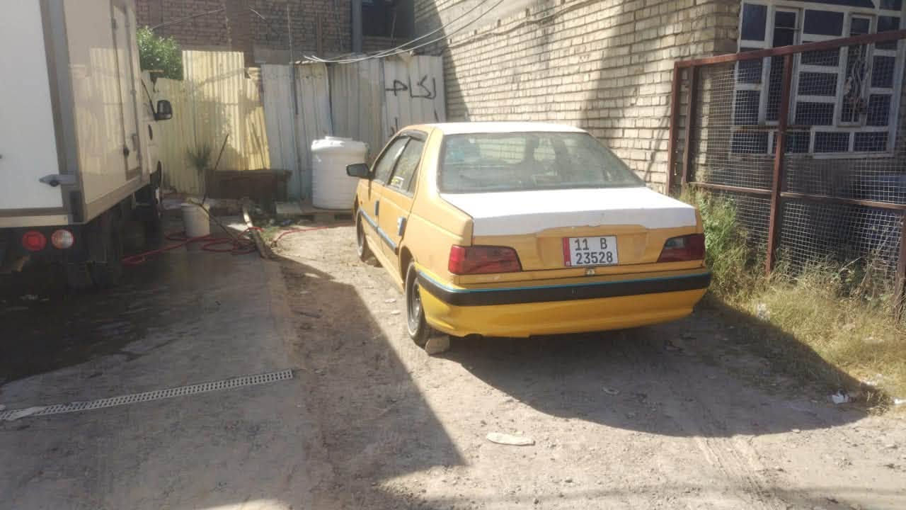 السلام وعليكم شباب بيجو بارس موديل ٢٠١١
مكينه فرنسي جديد بيها قبل ١٥يوم شادهن
منظومة تبريد جديد
كلج جديد 
تخم تاير جديد 
حدادية جديدة
مناقصها شي رقم بغداد 
مصفره هيئة للبيع او مراوس
السعر 30ورقة وبي مجال للاستفسار
***********
