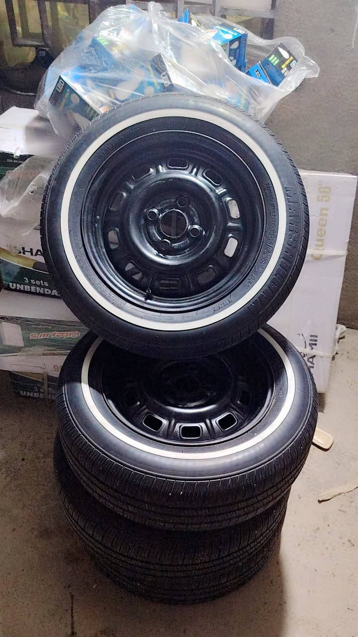 سلام عليكم ورحمة 
.تحويره 14..
.. ترهم اكسنت
فيرنه
 بيوايدي
. اوبتره. 
 افيو.... تاير مرشلونه  ويلاه برنس جداد 
. طيبه.. جديده  ٪100٪100 
.... ***********. بغداد السيدية
