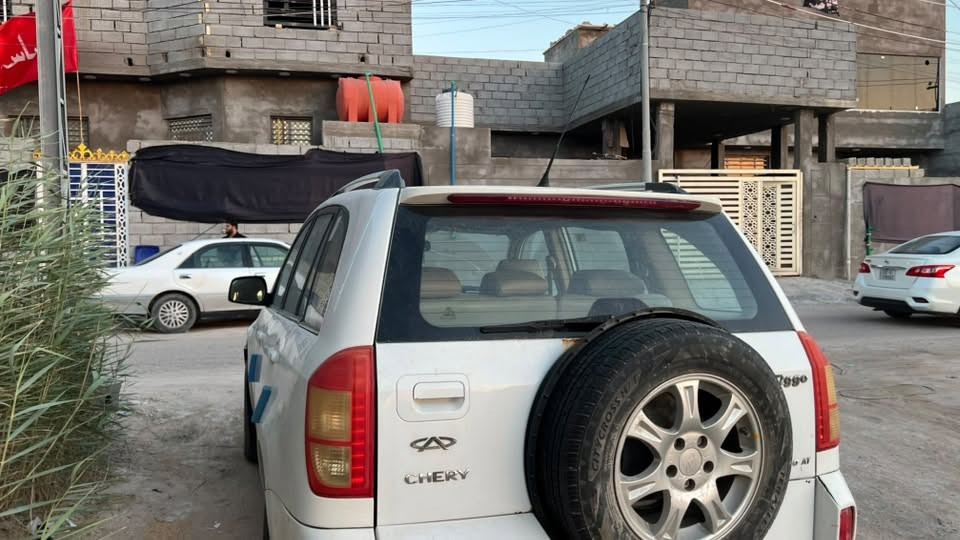 السلام عليكم تيكو مديل ١٤ ،كير اوتماتيك مكينه ٢٠٠٠، تبريد وتدفئه  حداديه جديده كهربائيات كله شغاله مكفوله السياره من الضربه القويه بس ملاحضات اصغيره بيهه رقمهه بصره خصوصي حره السياره  سنويته ل٢٨راعيهه يريد تحويل ثاني يوم وين ما يعجبك اخذهه وافحصه السعر ٦٥ وبيهه مجال قليل كلش ***********
