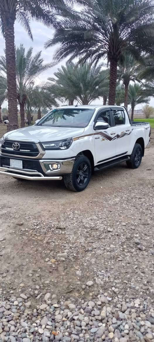 السلام عليكم للبيع بيكم فورويل 24 رقم بغداد كفاله عامه اوتوماتيك سياره جديده السعر 318وبيه مجال ***********
