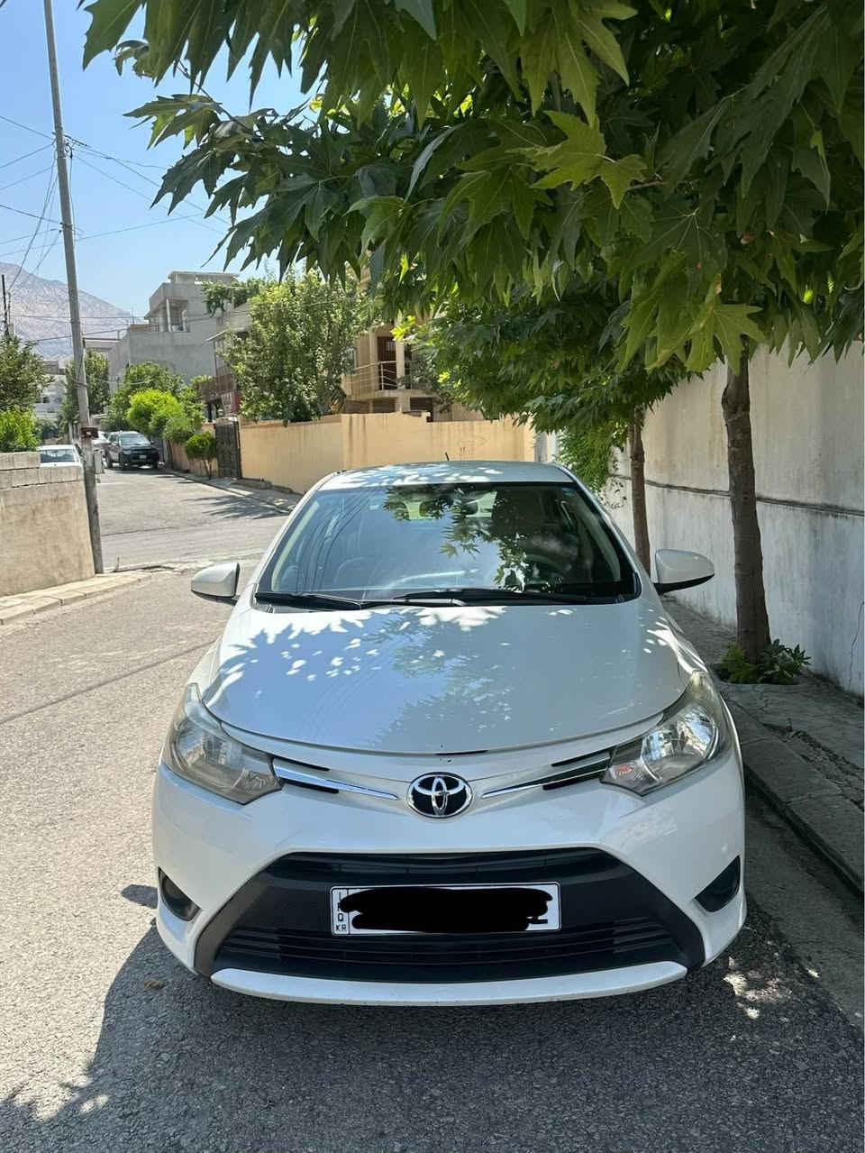 Toyota yaris 2017 
مواسفات خليجى ناو زه رد 
مكينه گه وره ١.٥ 
بى بوياغ 
بي تعديل 
هيچ هيچى نيه 
رقم و سنوى نوييه 
سعرى ١١٥$ مجاليكى كه م 
       ☎️  *********** أربيل, العراق
