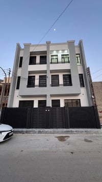 50 متر للبيع كامله ثلاث طوابق 3 غراف نوم 2 حمامات بيت كامل فرع أسواق ا...