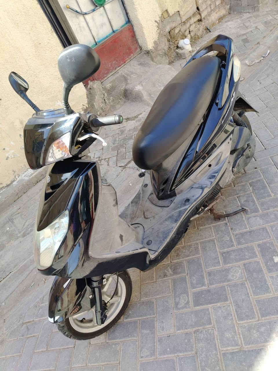 سلام عليكم سكنس فحل ياباني دبل سويج ماشيه 21الف رقم الجوال *********** مكان بغداد
