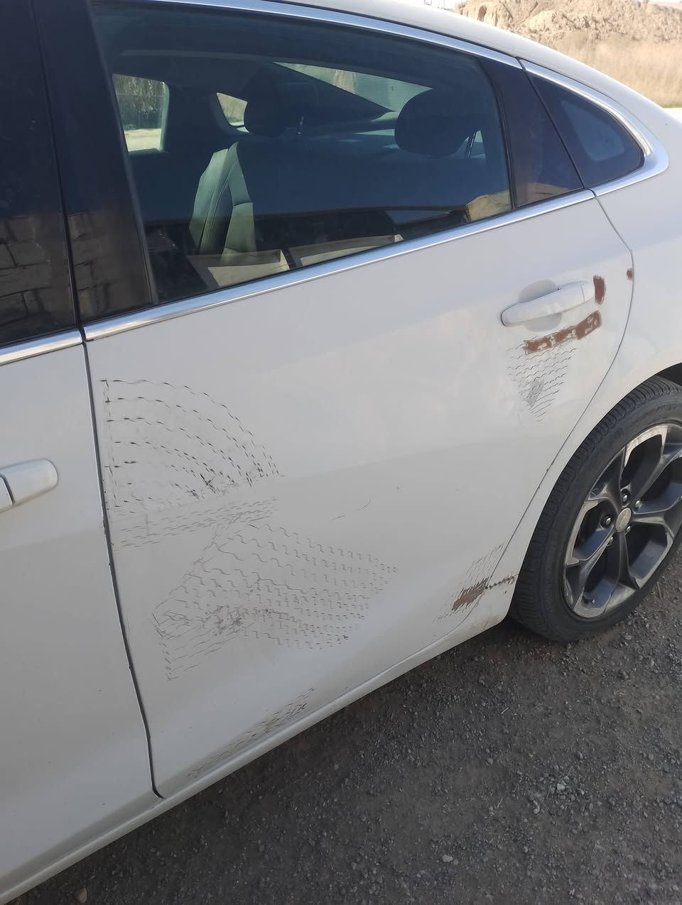 السلام عليكم للبيع ماليبو موديل 20 وارد امريكي حادثها جاملغ امامي والطخات موضحه بلصور للاستفسار خاص


**إذا كنت صاحب هذا الإعلان وتريد حذفه لأي سبب، رجاءا أرسل رسالة إلى الدعم الفني**