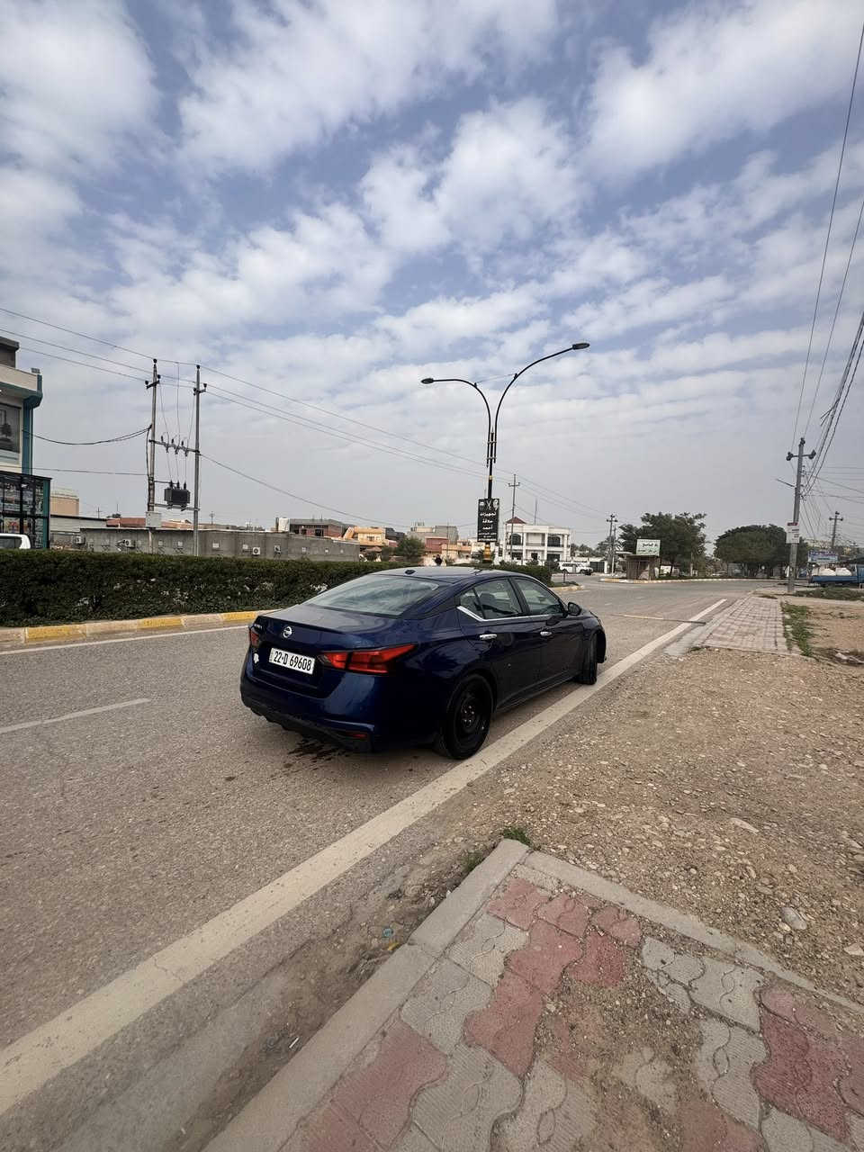 🚗 للبيع نيسان ألتيما 2020 🚗S
وارد أمريكي / رقم اربيل  بأسمي شرط التحويل  رقم الدولي الجديد هزه وفحص  كله جديد 
ماشية 70 ألف ميل فقط
محرك مكفول 🔧 / كير مكفول
تخم تايرات جديد
باتري جديد
صدر ع الوكاله كامل 
ضربتها قبغ جنطه مبدل +صبغ جاملغ خلفي بدون دواخل 
مواصفات السيارة:
محرك 2.5 لتر / 4 سلندر اقتصادي وقوي
شاشة لمس وسطية 8 إنج مع بلوتوث و USB وكار بلي 
كاميرا رجوع خلفية 
كشن جلد + كهرباء 
بصمه تشغل وبصمه ابواب
مثبت سرعه 
نظام أمان حديث (ABS / Airbags)
تصميم أنيق ورياضي بلون جويتي 
سيارة كاملة مكملة تجي تفحص وتشوف بعينك كعدتها حلوه وسيارة ما تصرف عليها كلشي 
مكان السياره بغداد  
السعر 137  وبيها مجال ***********.
