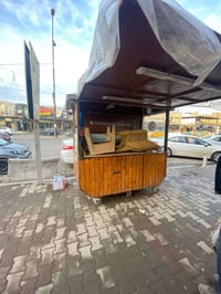 عربانه للبيع مع كافه الغراض طباخ مع 10 كراسي و5 طبلات ومع طباخ عربانه ...