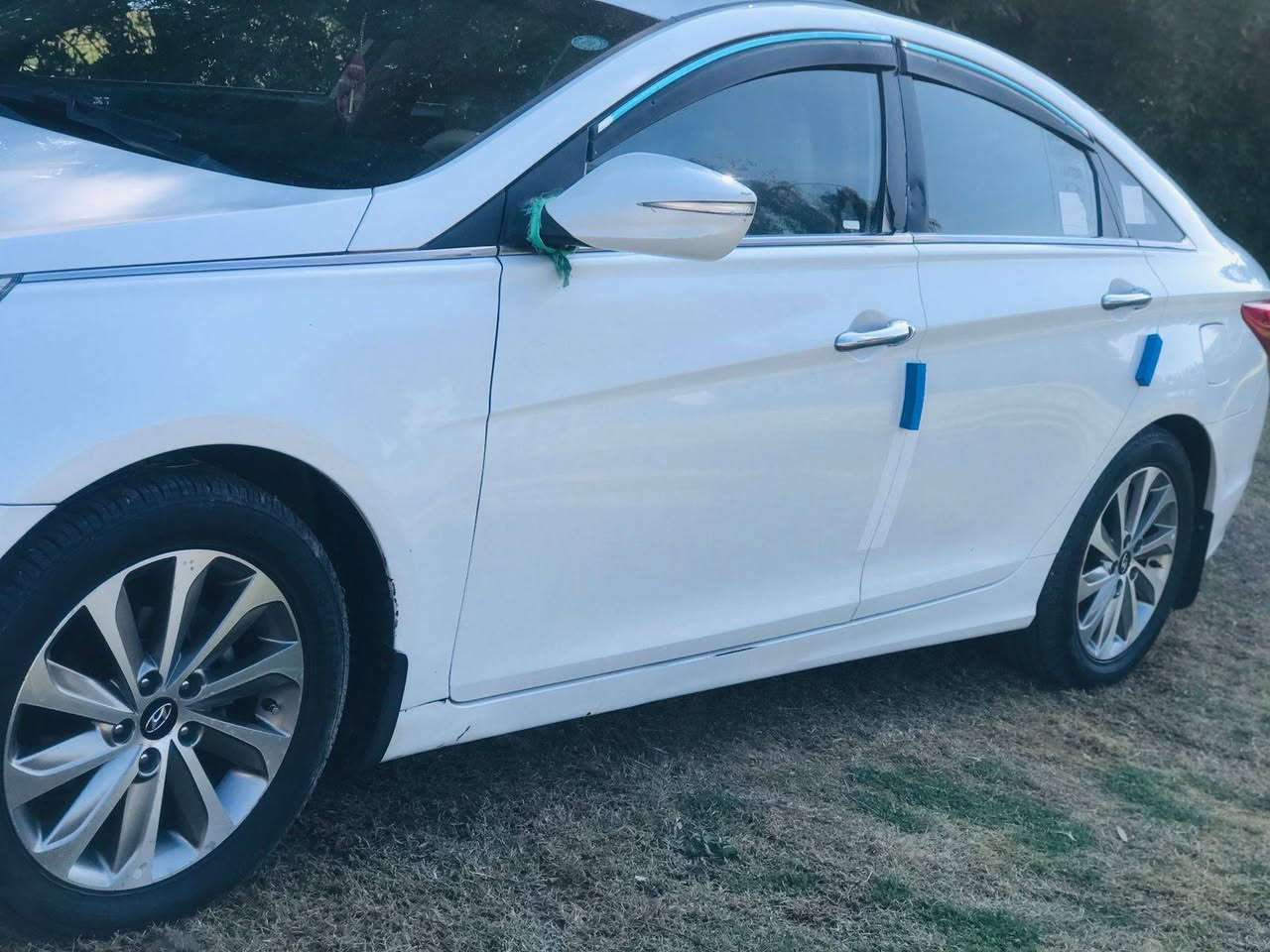 السلام عليكم للبيع سوناتا خليجي مكفوله كفاله عامه كير مكينه من كلشي ماناقصه شي مكينه 2400فول مواصفات عدا بصمه والفتحه تبريد قطعتين السياره خير من الله مال  جناي سنويه لل 29 رقم اربيل الجديد السعر150مكاني بابل_ناحية النيل
***********
