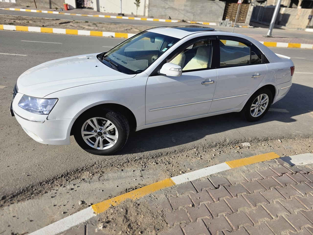 سوناتا موديل 2012خليج فول مواصفات فتحه تحكم ستيرن جهتن شاشة وكامره رقم وسنويه وهزه جديد السياره رقم سليمانية بيه نص جامرلغ امامي صفحة السكن بدون معجون رش فقط اثر شخط فقط والباقي مكفول وين ميعجبك تفحص افحص من كلشي تبريد تدفئه صدر دبل تاير دوشمه السعر 137وبيه مجال مكان السياره ديالى جلولاء شرط التحويل
***********
