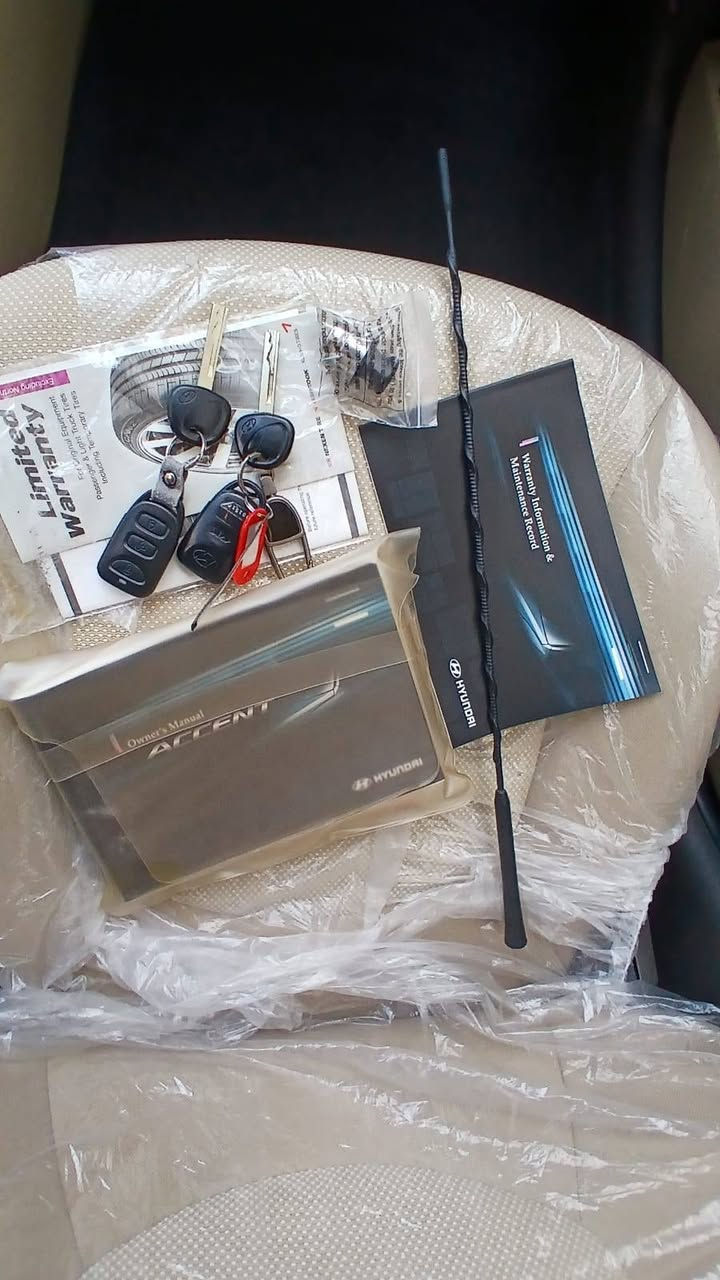 #اخت_الزيرووووووو
السلام عليكم 
اكسنت 2013 خليجي الشركه العامه
رقم بغداد بأسمي تحويل مباشر
 ماشيه 46 الف حقيقي 🔥🔥
مكفوله من الصبغ والتبديل والحادث  وجاهزه من كلشي 🔔🔥
محرك 1600 المرغوب قطرتين ✅
#اسبير بعده ما نازل 🤩✅
بيه فقط طخه بسيطة بلدواسه 
مكاني بغداد  الدورة
سياره جديده جدا وبسعر معقول بالعافيه ع الياخذها 🔥✅

السعر :: اطلبه بالتعليقات يصلك خاص 📩✅🟥
 رقم صاحب السياره
 ***********
 ✅🟩 تابع الصفحه بيه سيارات معروضه تخدمكم 🤩✅
. 
.
