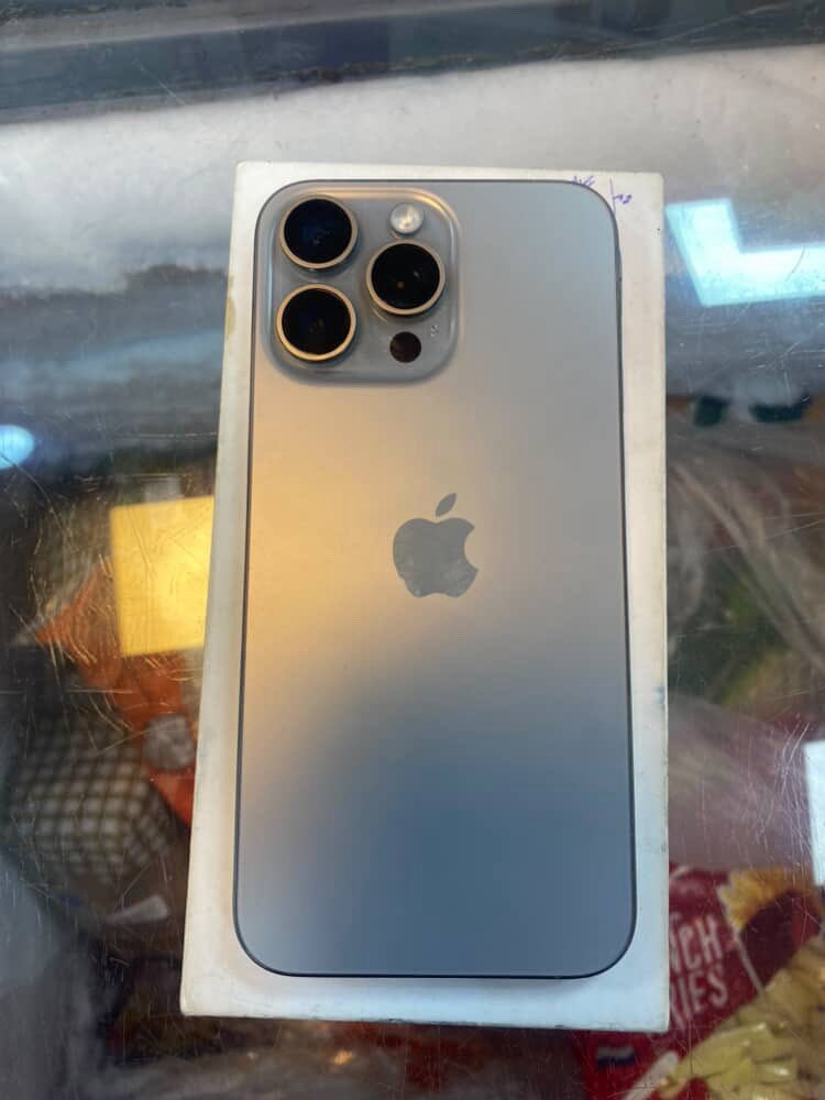 السلام عليكم ايفون 15 برو ماكس ذاكرة 256 بطارية 91 ماستر للبيع بي خط بالشاشة مكاني بغداد


**إذا كنت صاحب هذا الإعلان وتريد حذفه لأي سبب، رجاءا أرسل رسالة إلى الدعم الفني**