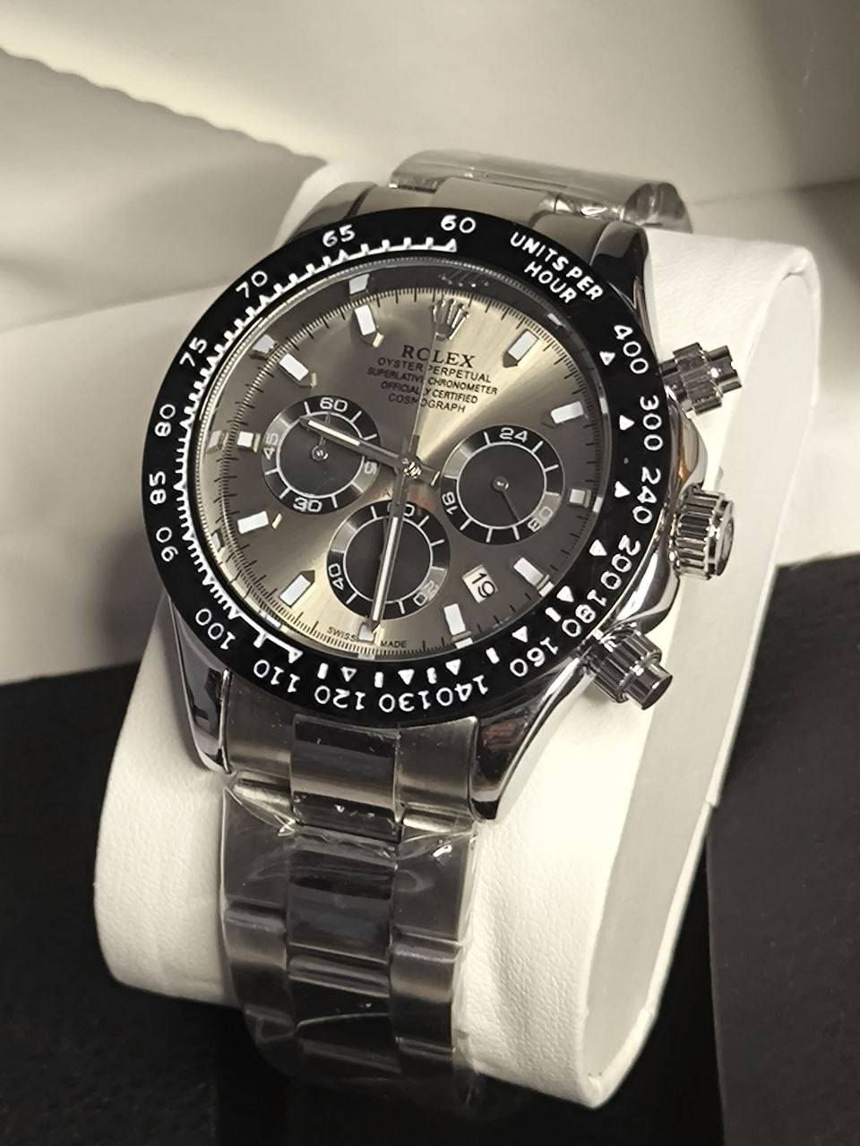 ⌚دايتونة (باندا) وارد أوروبي DHL
تحفة فنية
 مصممة لرجال الاعمال
مكينة كوارتز ناعمة نظام كونكراف
هيكل ستانلس ستيل مع طوق نيكل روم لامع مع كتابات حفر
 (ستوبوج)جميع السناتر شغاله
 ميناء مميزة بالون (رصاصي) مزودة بمنفذ تاريخ 
 الزجاج معدني ضد الخدش
مقاومة المي وغبار 
دبل قفل مختم

السعر  :- 35 الف ع اول تم
للحجز والاستفسار يرجى مراسلة الصفحه


**إذا كنت صاحب هذا الإعلان وتريد حذفه لأي سبب، رجاءا أرسل رسالة إلى الدعم الفني**