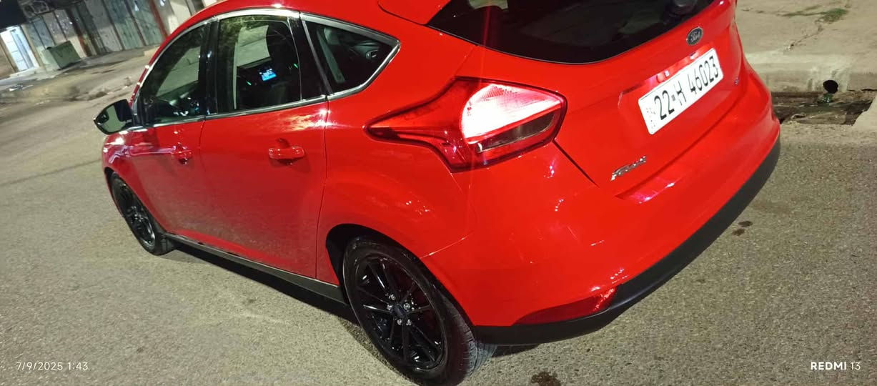 السلام عليكم فورد فوكس للبيع
موديل 2017
مواصفات se 
ضررها جاملغ اليسار وشويه جوه المرايه مال باب السائق 
السياره با اسمي تحويل مباشر 
ما عليها غرامات
محرك وكير شرط 
مكان السياره موصل 
السعر خاص 
***********
***********
