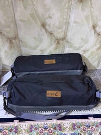 متوفر زوج كراسي سفري ينطبكن يصيرن جنطة صغيره  قطع مرتبة وجدد سعر التك ...