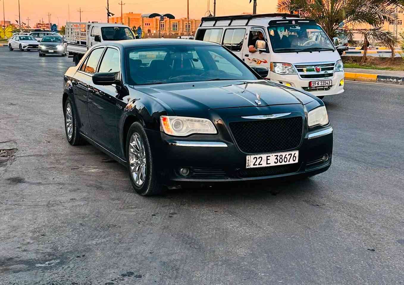 اوباما كرايسلر 2012 رقم أربيل دولي بأسمي سنويه 2030 قطعتين تبديل جاملغ و بنيد نفس اللون اسود اريد مراوس مع جيب نفس السعر او قريب على سعرها 
مو مشكله الصبغ من موديل 14 وفوك 
مكينة جديده كير تبريد حدادية دواخل كلها نضيفه تخم تاير ويل مكسيكي لمعه رقم الهاتف *********** السعر 149 وبيها مجال شي بسيط
