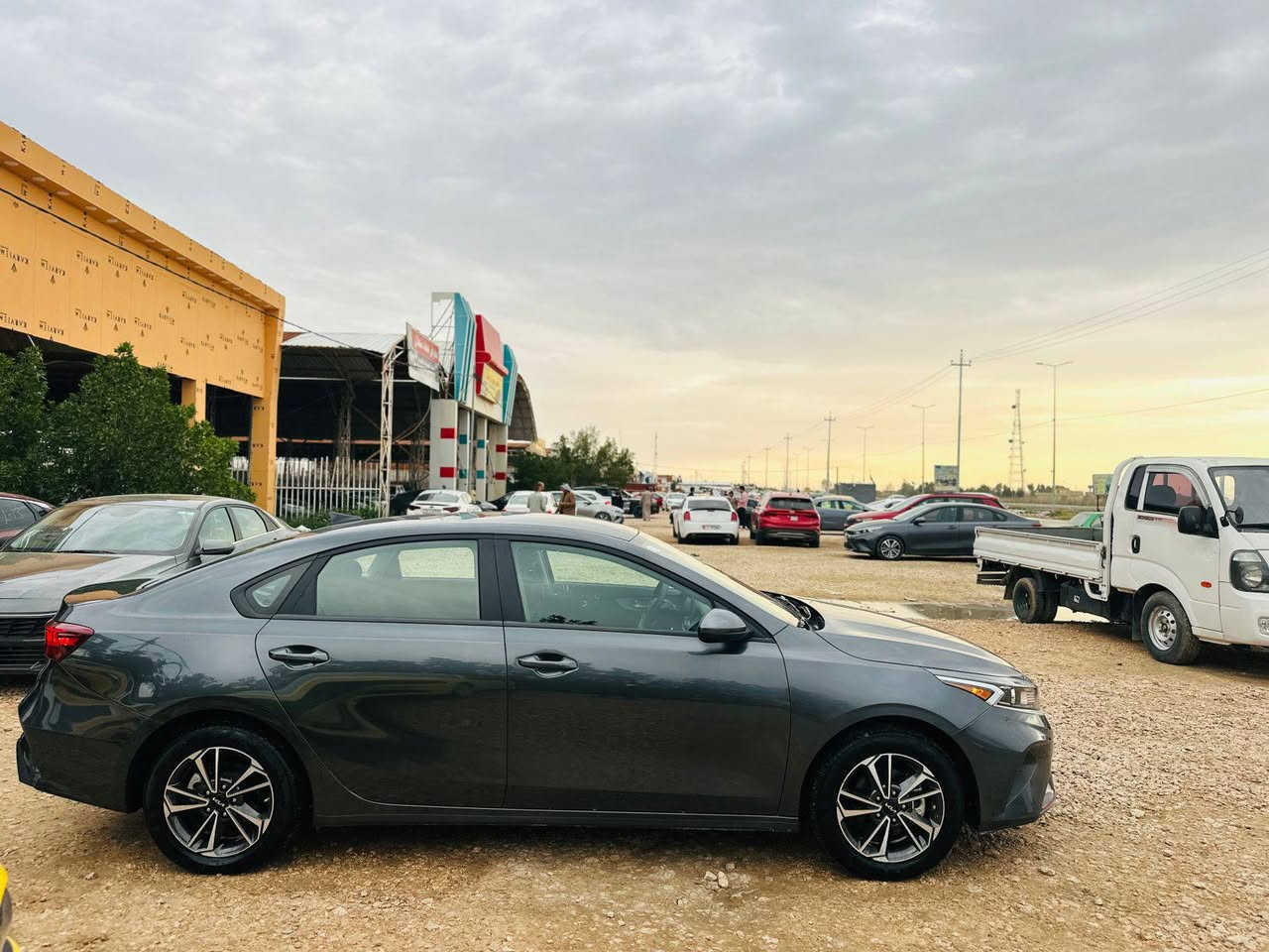 ياالله كيا فورتي موديل 2024 
امرقم شهداء مثنئ وكاله عامه بسم المشتري 
الضرر جاملغ وبنيد تبديل فقط بدون عابر شاصي لغد كفاله راديترات شركه حجر رادار كفاله مواصفات واضحه مكينه 2000 دوش السعرب 142 بيع نقدأ فقط 
اي تفاصيل واتساب ***********
السماوة الرميثه شارع عام معرض احمد ال شمران
