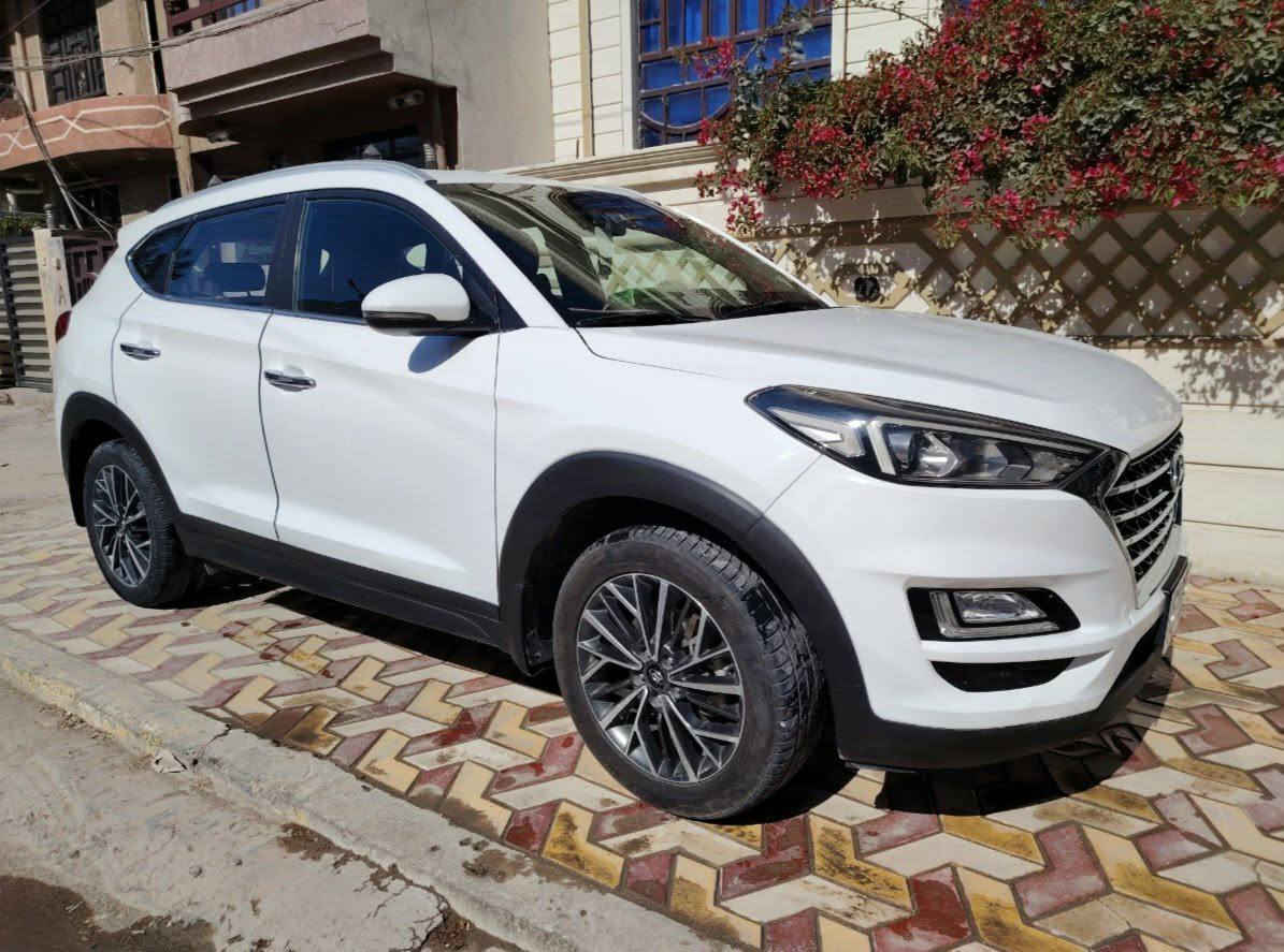 السلام عليكم للبيع توسان موديل ٢٠١٩ خليجي رقم بغداد سنويه بئسمي بيه مكانين صبغ كد شبرين جاملغ امامي والباب الخلفي وتكحيل بدعاميه الخلفيه سياره نظيفه وجاهزه شركه الكاصد مواصفاته كشن جلد كهرباء  بصمه تشغيل ابواب بصمه مري شفط حساس امامي خلفي مكاني بغداد السعر خاص ***********
