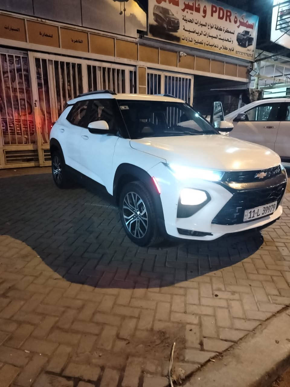 السلام عليكم سيارة ترايل بلايزر كشنات كهرائي ثلاث سلندر تيربو 2021رقم جديد بغداد السعر 12ونص ***********
