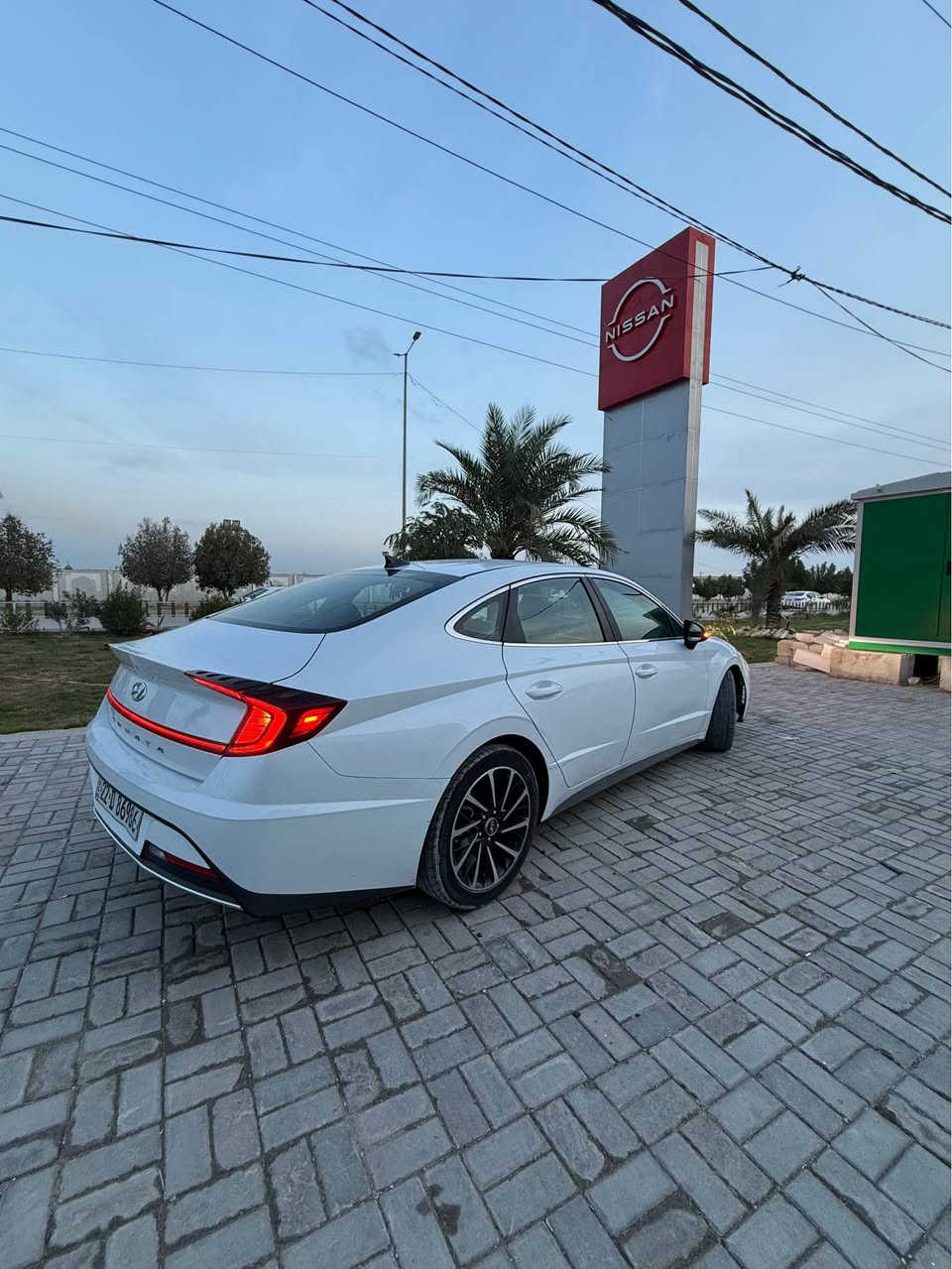 السلام عليكم ❤
سوناتا 2021 وارد أمريكي 
صور الحدث + السونار بالمنشور ... 
1-تحكم ستيرن جهتين ✅
2- تبريد ✅
3- ويل كروم 
4- اشاير بالمري + مري شفط
5- سايد بريك بصمه
6- سويج
7- محرك 2500 سمارت
8-  4 أنظمة قيادة
9- اوتو هولد
10- كير و محرك 1/1 ✅ شرط 
11-السياره ماشيه 57 الف مايل
       سيارة جديدة
12- كشنات مخمل
13- رقم اربيل الدولي
14- اللون ابيض 
15-تحديد مسار
16- رادار
17- سنوية لل 2028

السعر 157 $ وبيه مجال قليل.
موقع السيارة / النجف الاشرف 

PH.N/ *********** النجف, العراق
