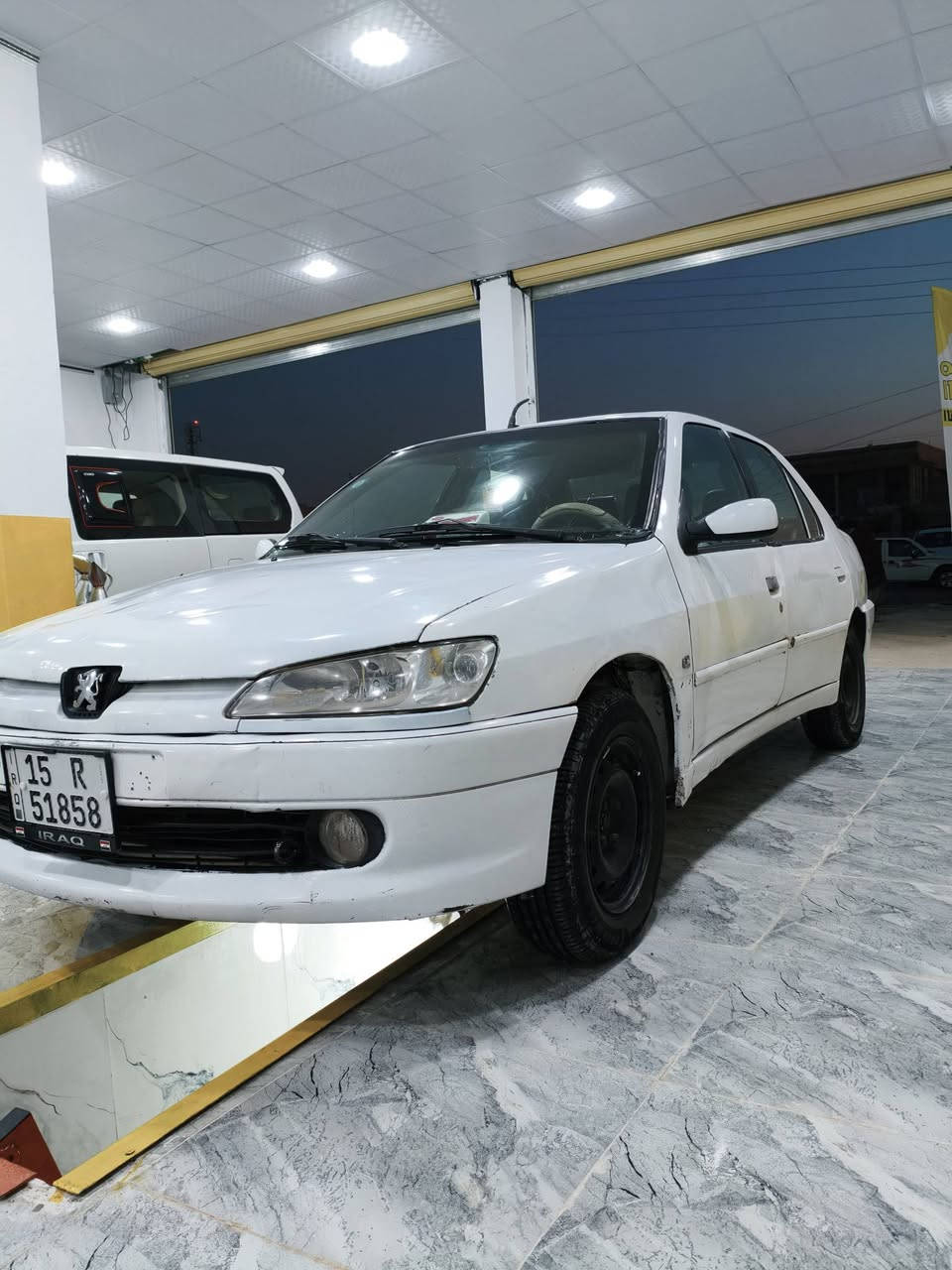 السلام عليكم للبيع بيجو رقم الانبار مشروع وطني بسمي كير ومحرك شرط طخم اطارات جديد  باتري جديد بيه بچم صبغ والباقي شوف العين مكاني الشركاط السعر 35 وبيه مجال  الاتصال بل الرقم ***********
