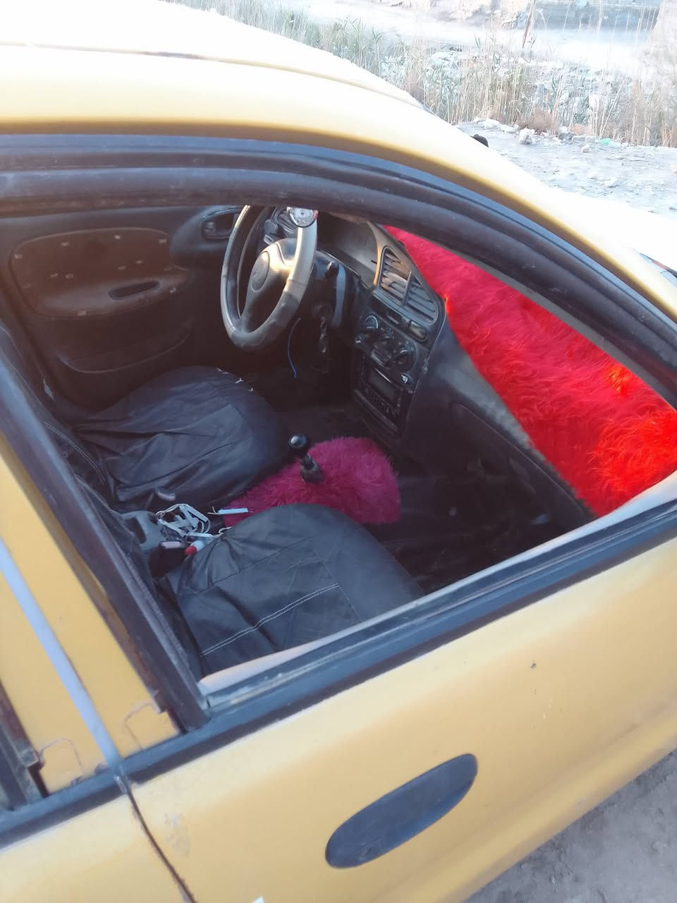 دايو لانوس كوري  محرك كير شرط  تخم تاير  سيارة جاھزة   ااسعر   ١٧  بية مجال قليل  ***********
