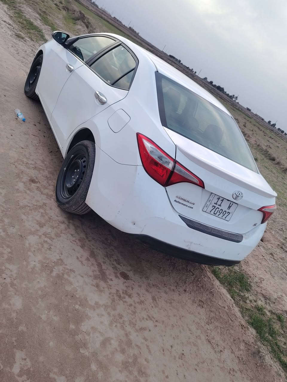 كورلا  s موديل 2016 السعر 130
وبيه مجال ديالى ناحية العظيم ***********
