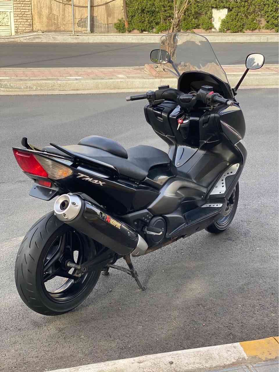 سلام عليكم تي ماكس لبيع كفاله عامة 
ماشيه 33
عنوان بغداد شعب 
السعر 35$
*********** بغداد, العراق
