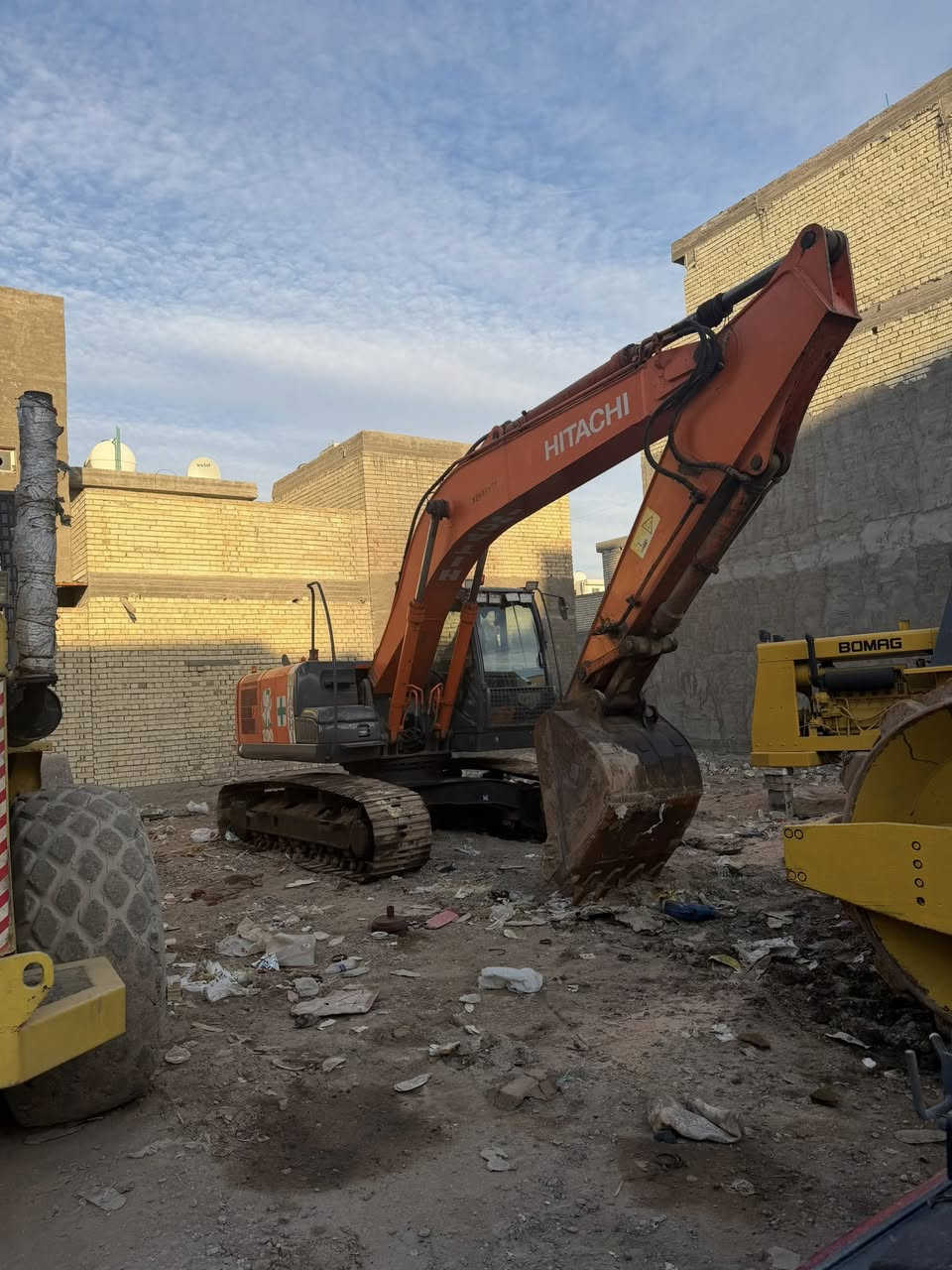 السلام عليكم زت ثريه ٢٠١٠ سنويه لل ٢٨ تحويل ثاني يوم حفاره مضخه محرك كنترول خير من الله جاهزه للعمل رولات زناجيل١٠٠/١٠٠ ممئسسه نقار السعر ب٢٤٥ للستفسار ***********
