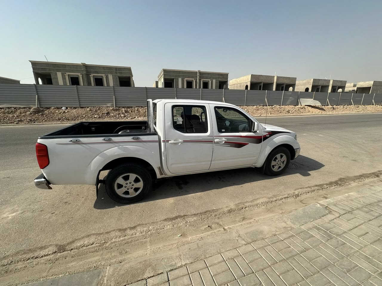 سلام عليكم نيڤارا 2012
مكينة جديدة تجفيت جديد اصلي شركة 
گير حدادية كله جديد سيارة معمرة وكاملة 
برغي ماعايزة گير اوتماتيك رقم بغداد انگليزي بيها 
٣ قطع صبغ بدون دواخل 
تخم تاير جديد مكانات صبغ بسيطة بأركان البدي  
المكان النجف الاشرف 
السعر ٩٣
للأستفسار الاتصال على هذا الرقم 
***********
