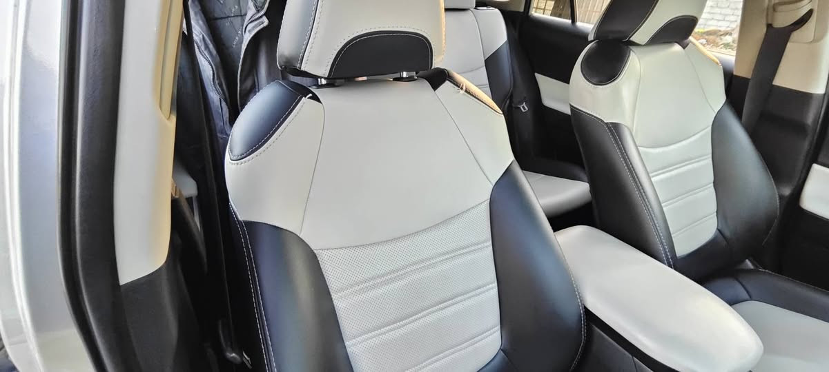 السلام عليكم من رخصه الادمنيه 
راف فور ٢٠٢٤ رقم بغداد
حادثهة تقرير غرق 
السيارة جديده بمعنى الكلمه
هايبرد بانزين  ماشيه 17ميل
مكينه ٢٥٠٠
رقم بغداد دولي 
مواصفات عاديه 
تخم تاير نكسن مال جناي السيارة
السعر(230) مكاني ديالى بعقوبه
او بغداد العامريه (***********)
