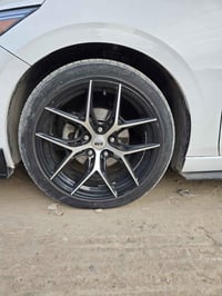 عندي هذا الويل ١٨  اريد اراوسه  بويل سنتره ٢٢ اصلي وارد  07706491384