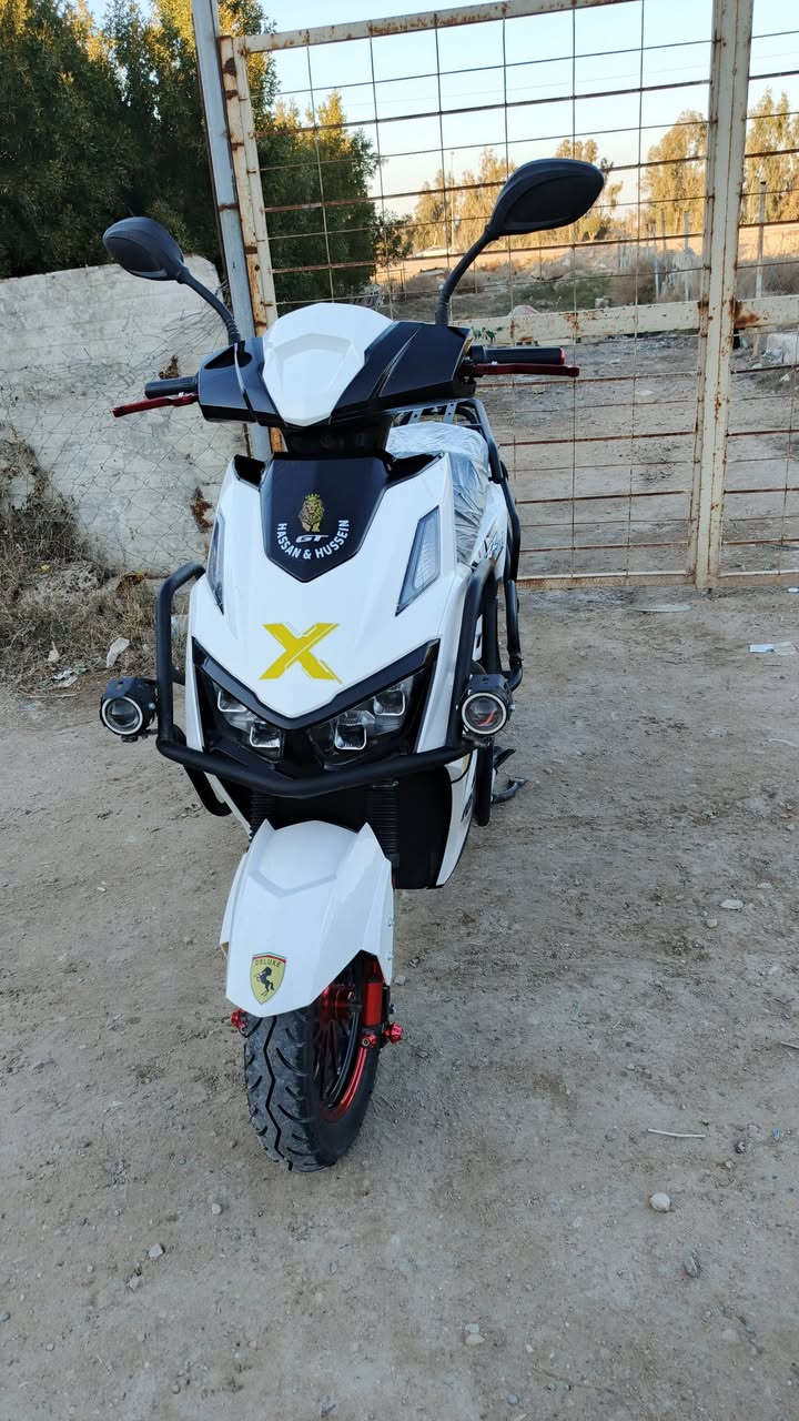 سلام عليكم دراجه سكنس GT  دراجه نضيفه حيل ملفهه 3000
اريدهه مليون 50 وبيهه مجال مكان بغداد أبو غريب الحصوره ‏‪***********‬‏ متواجد وتساب وفيس
