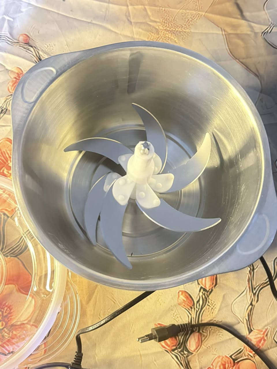 ست البيت بسعر ٣٠ الف بس ومجود توصيل الك المحافضات التواصل واتساب ***********
