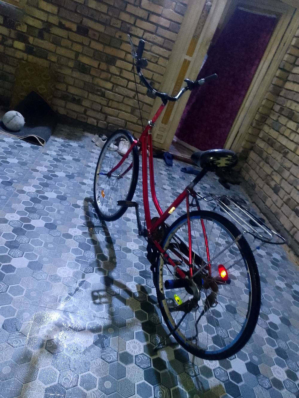 باسكل حجم 26موديل 15سعر 75الف نضيف مرتب ناصريه سوق الشيوخ حي العسكري 