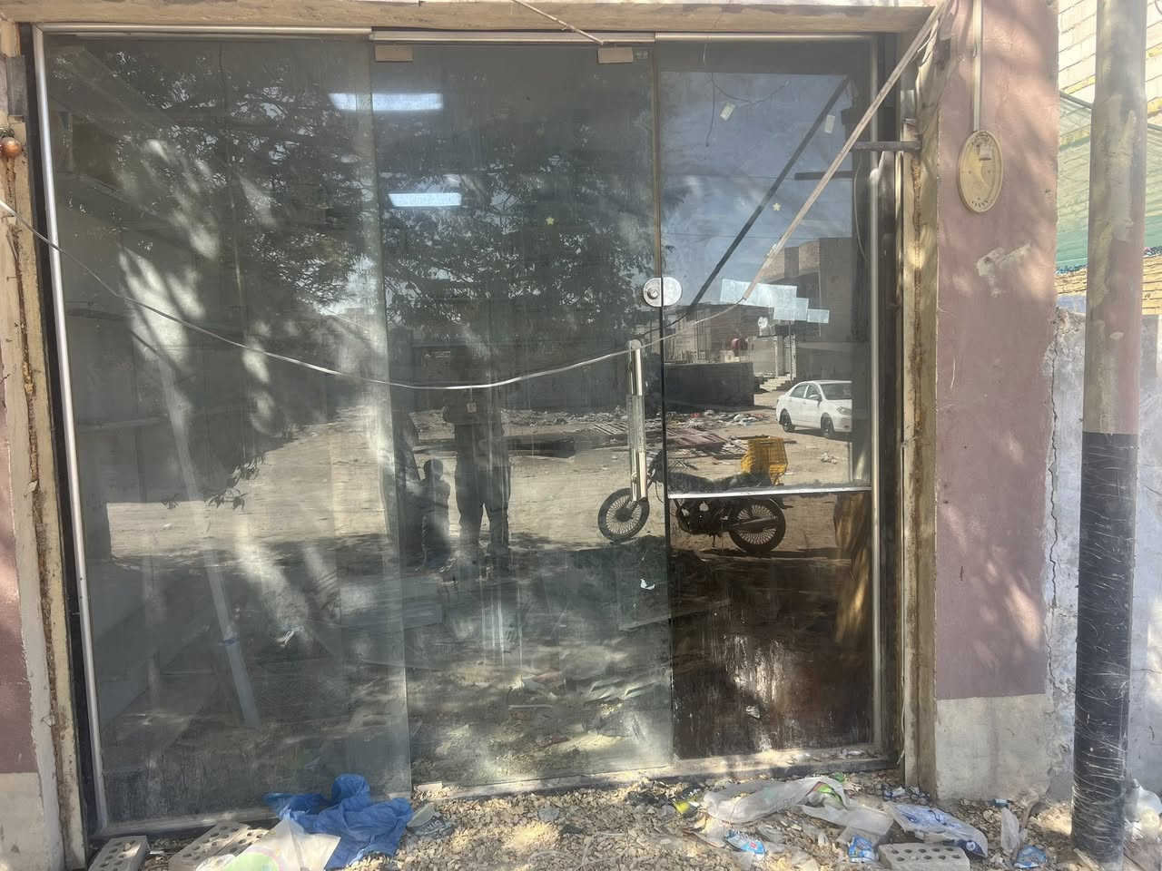 سلام عليكم شباب من رخصه المدير جايم خانه سلايت ورفوف وسقف ثانوي للبيع كلش نضيفات ***********
