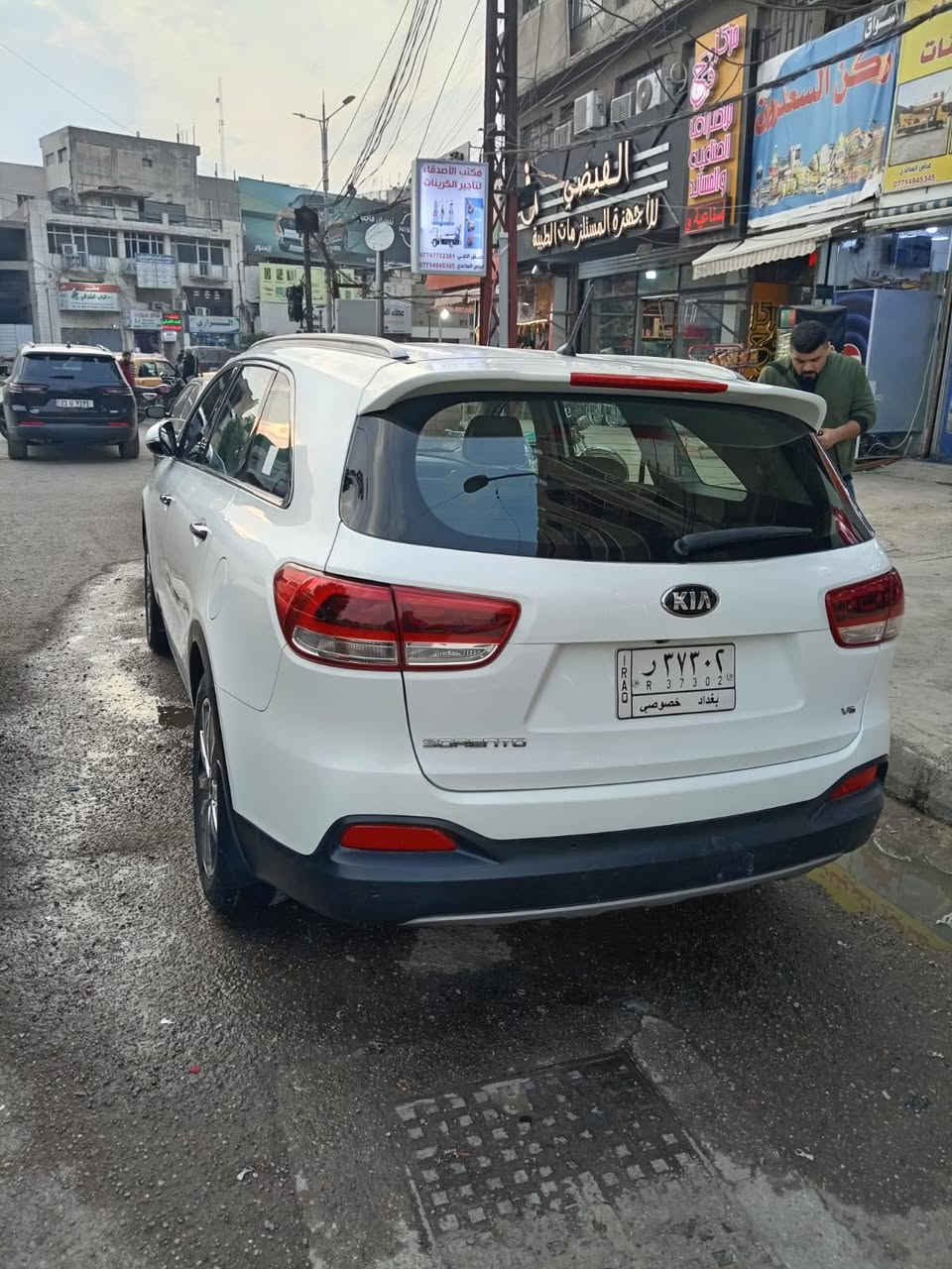 للبيع فقط كيا سورنتو 2016  خليجي 6 سلندر رقم بغداد ألماني قمارة حديد حساس امامي خلفي انارة ترحيب الكشنات مخمل بدون حادث فقط ملاحظات موجودة بالسونار مع الصور السعر (21500) دولار                  ثامر  ***********  مكاني بغداد
