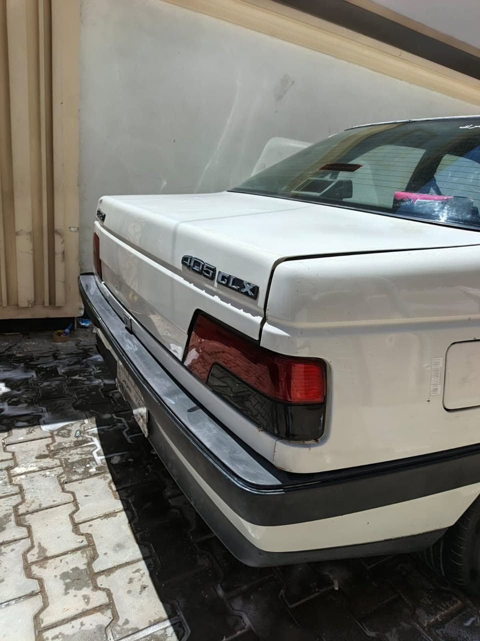 سلام عليكم بيجو للبيع سياره حلوه ونضيفه ومابيه نقص اي كير مكينه تبريد صدر تخم تاير يعني سياره جاهزه 2010 تحويل ثاني يوم بيه جاملغ الخلفي مصبوغ بيه هيج مكانان صغار صبغ يمكن مكانين للبيع السياره السعر 40وبيه مجال حك الجيه تجي تشوفه وبخدمتك مكاني الشعب حي اور ***********
