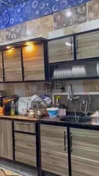 ١٠٠م • نظيف ومرتب • بين البيوت