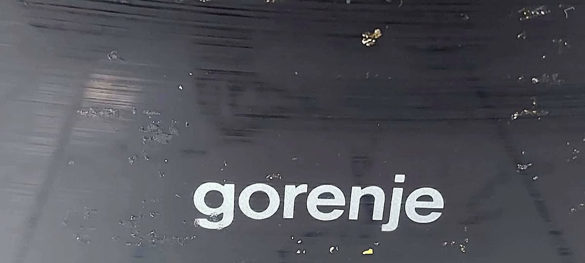 طباخ ماركه كورنجي ***********
