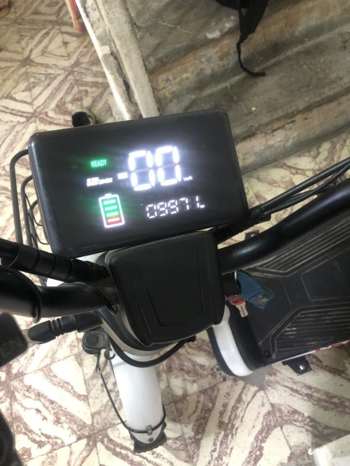 سلام عليكم دراجه كهربائيه للبيع جديده اربع بطاريات السعر ٣٠٠وبيهه مجال مكاني بغداد خي العامل ستفسار ***********
