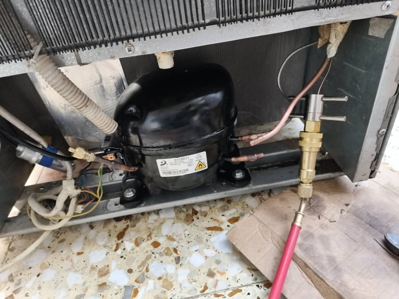 ‏     صيانة موقعيه
ــ ثلاجات .  مجمدات. برادات
‏
‏  صيانه عامه.                   ضمان في العمل ⭐️.                                                                                                   
 الاتصال                                   
‏              ***********
‏           او يمكنك مراسلتنا عن طريق الواتساب او الماسنجر
