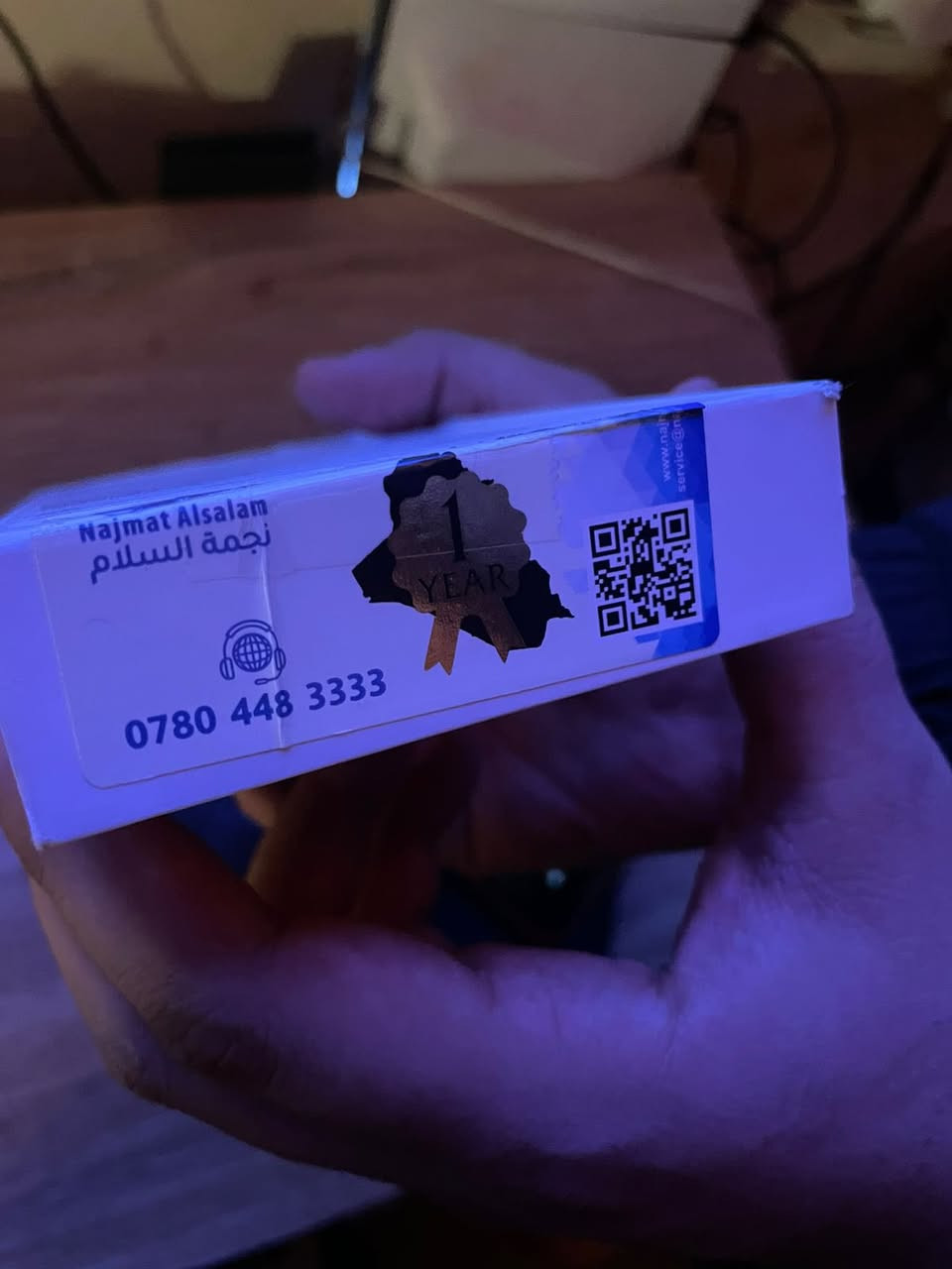 السعة: 256GB
الاستخدام: خفيف جدًا (حوالي أسبوعين)
 حالة البطارية: 100%
 الحالة: نظيف 100% بدون أي خدش أو أثر 
يأتي سيم كارد وايضا e-sim الالكترونيه 

 المحتويات:
 • الكارتون الأصلي
 • الواير الأصلي
حافضة ابل 50$ المضادة للخدوش .

 الضمان التابع للشركه :
 • ضمان سنه سنوات ضد الخلل المصنعي
 • خصومات 40%على الصيانة أي جزء من هذا الهاتف خاصا للسنوات القادمة

 السعر: 2,100,000 دينار
 السعر ثابت

 المكان: بغداد زيونه
الرقم :***********
