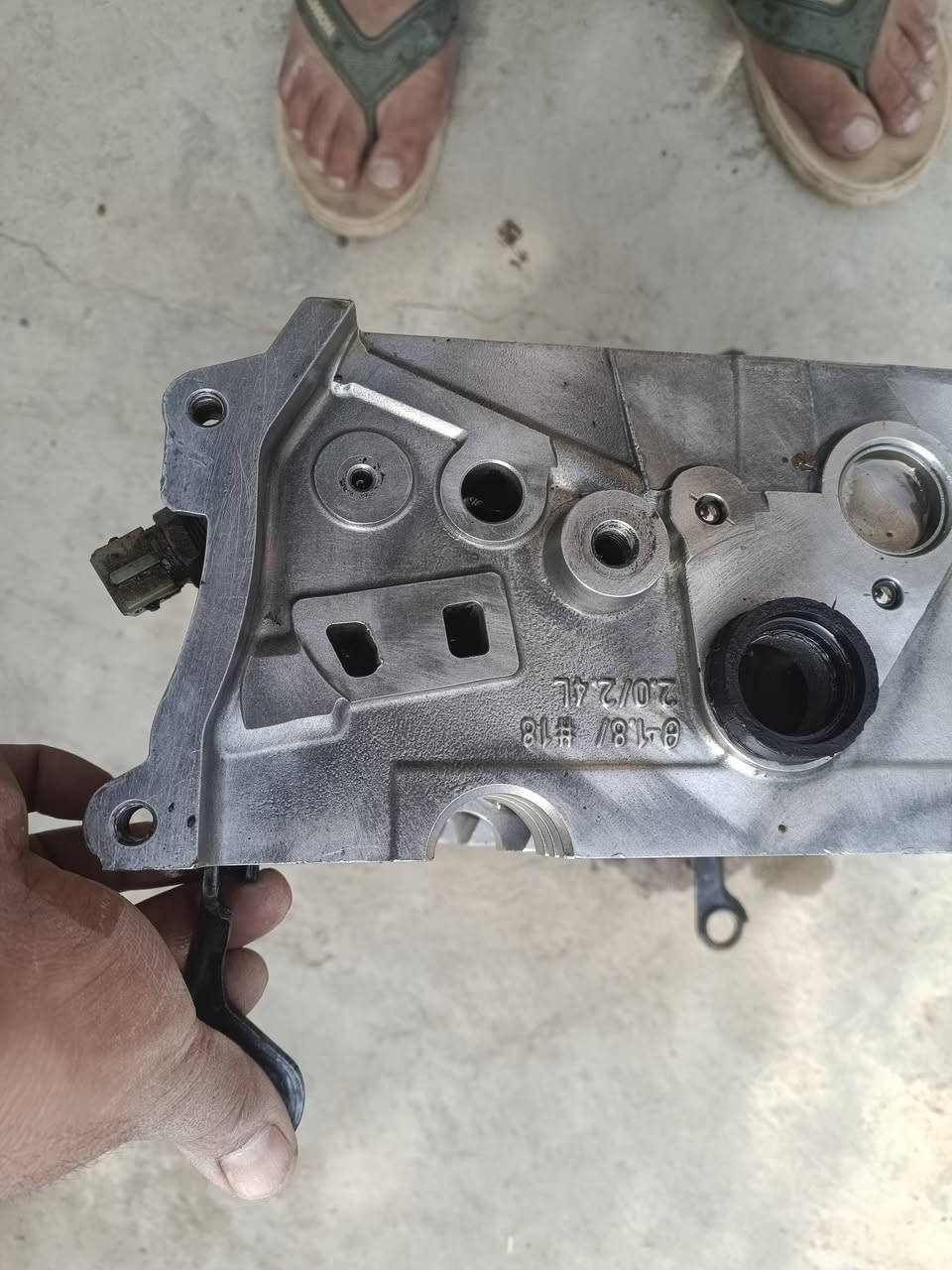 السلام عليكم
كور 2400
ع الفحص 
سعره 75
ملحقات قبق ولفات 
وجه مكينه الي يريدهن يتصل 
مكاني حله
***********
