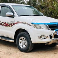 هايلوكس • ٢٠١٤ • ماشيه ١٧٠٠٠٠