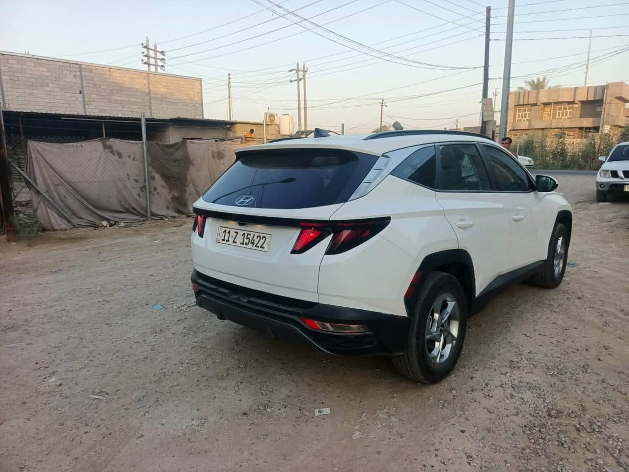مكلف بالنشر
توسان 2024 رقم بغداد .بيهة قطعتين 
مواصفات عادي بصمة داخل ابيض 
السونار موجود بالصور  
ماشية 21 mi 
السعر (195) 
 *********** للستفسار
