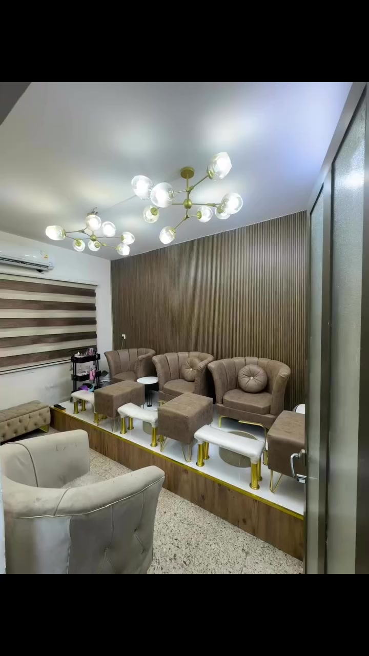 للبيع فرصة ذهبية مركز متكامل بسعر جدا مناسب  ☑️
يباع مع الرقم والاسم والزبائن شغال وله زبائنه ❤️
للأستفسار ***********
