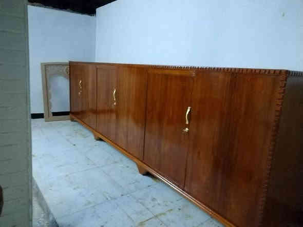 مناميه مستعمل نضافه فول السعر 190
*********** وبيها مجال
